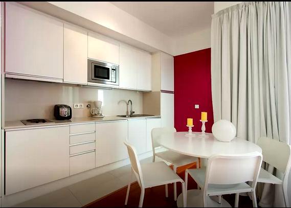 Your Home In Palacio Do Bairro Alto Lisbon Bilik gambar