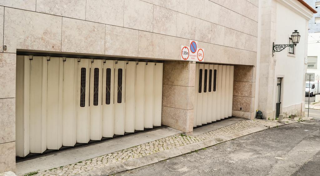 Your Home In Palacio Do Bairro Alto Lisbon Bilik gambar